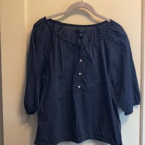 Gap quarter sleeve polka dot shirt